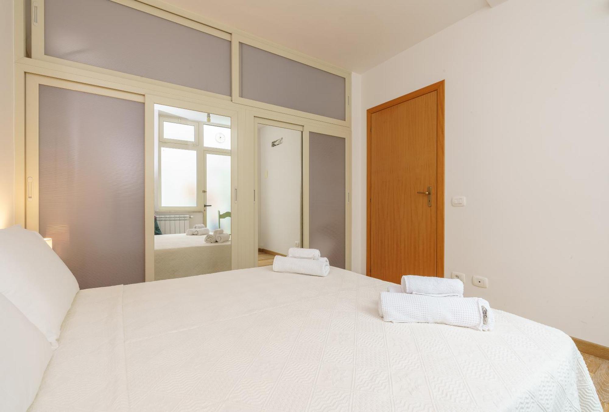 Italianway - Mazara City Center Family Apartments マツァーラ・デル・ヴァッロ エクステリア 写真